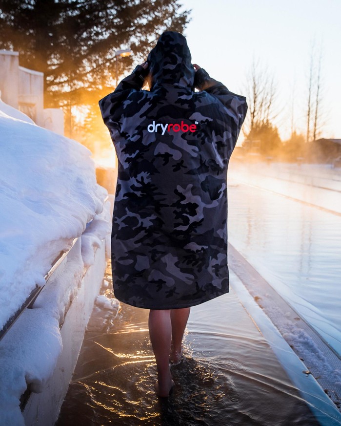 DRYROBE Advance Long Sleeve Schwarz Camo