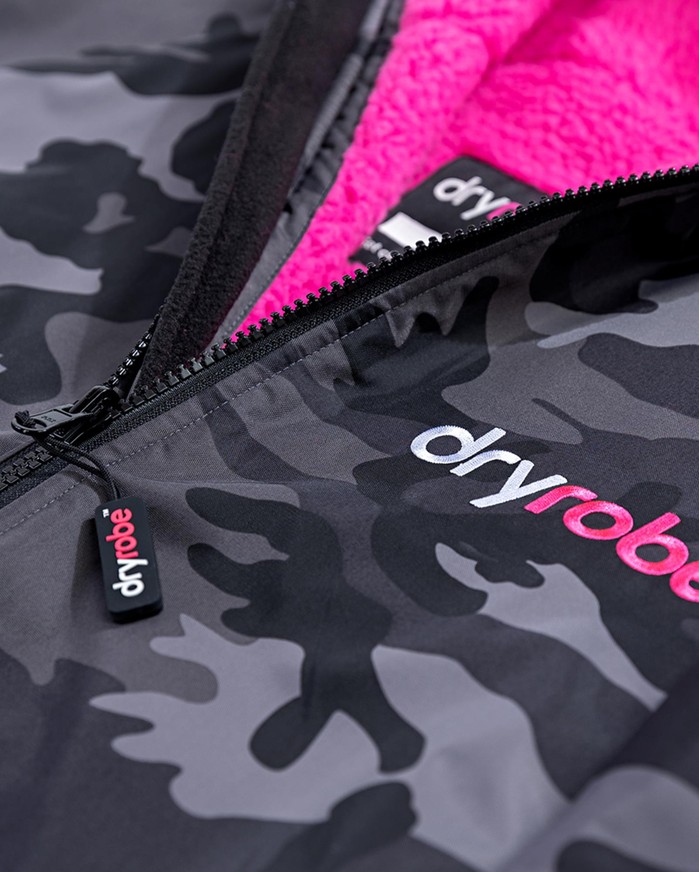 DRYROBE Advance Long Sleeve Schwarz Camo Pink