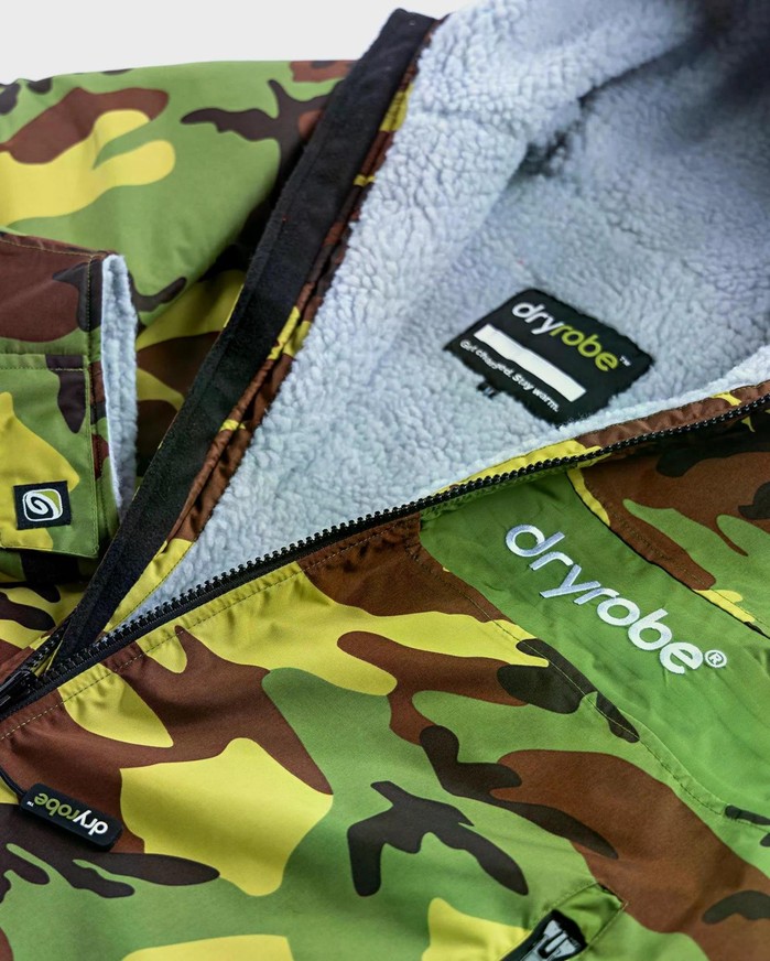 DRYROBE Advance Long Sleeve Grün Camo Grau