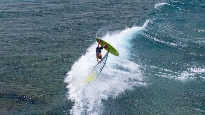 Duotone Windsurf Board Cosmic (4) SLS (SB, incl. fin) - Boards 2027