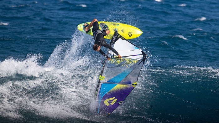 Duotone Windsurf Board Cosmic (4) D/LAB (MTO, incl. fin) - Boards 2027