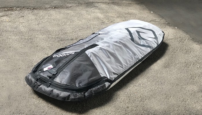 MB Boards Wing Foil Board Albatros 3.2 - Balz Müller inklusive Boardbag 
