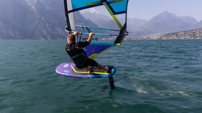 Duotone Windsurf Foil Board Stingray SLS 2025